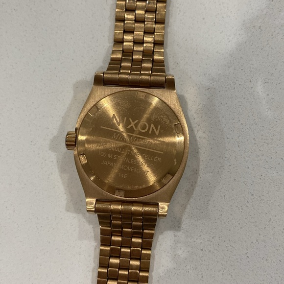 Nixon Womens Watch - Picture 2 of 6